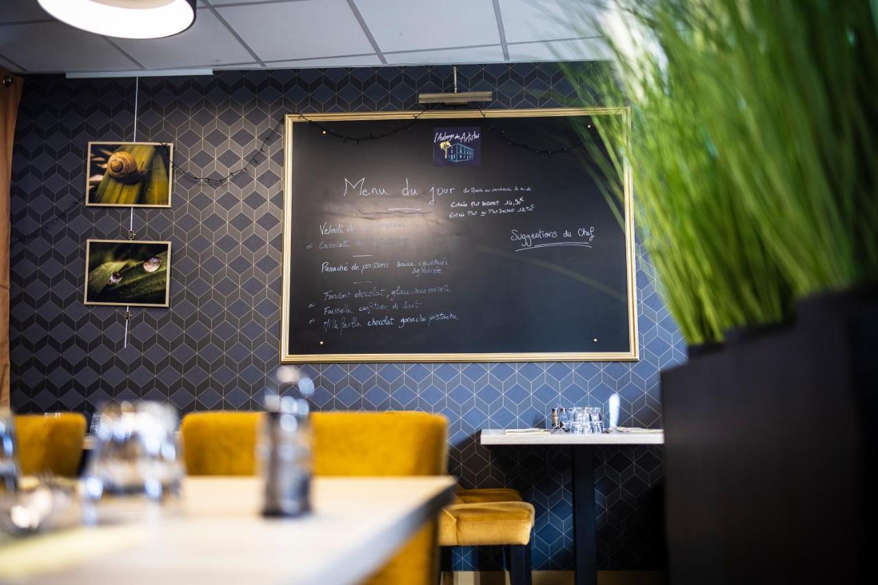 L'Auberge Des Artistes Nieul-sur-l'Autise Kültér fotó